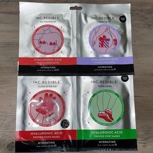 SOLD‼️ ♥️🎀 XMAS MASKS BUNDLE 🎀♥️